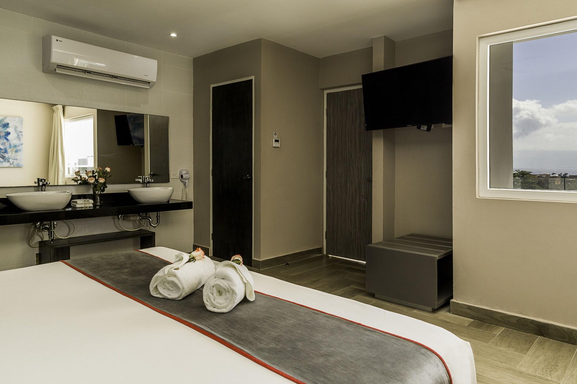 Bfh Attraction Deluxe Hotel Playa del Carmen Zewnętrze zdjęcie