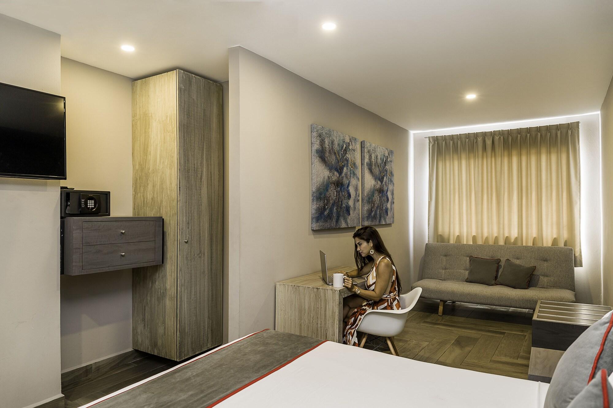 Bfh Attraction Deluxe Hotel Playa del Carmen Zewnętrze zdjęcie