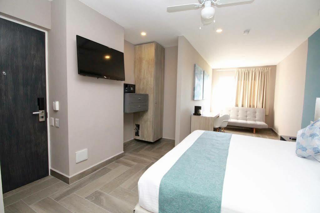 Bfh Attraction Deluxe Hotel Playa del Carmen Zewnętrze zdjęcie