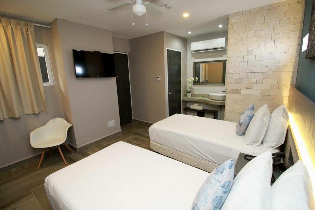 Bfh Attraction Deluxe Hotel Playa del Carmen Zewnętrze zdjęcie