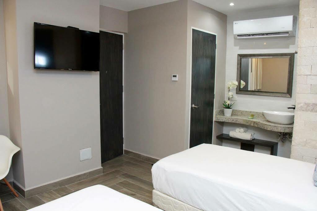 Bfh Attraction Deluxe Hotel Playa del Carmen Zewnętrze zdjęcie